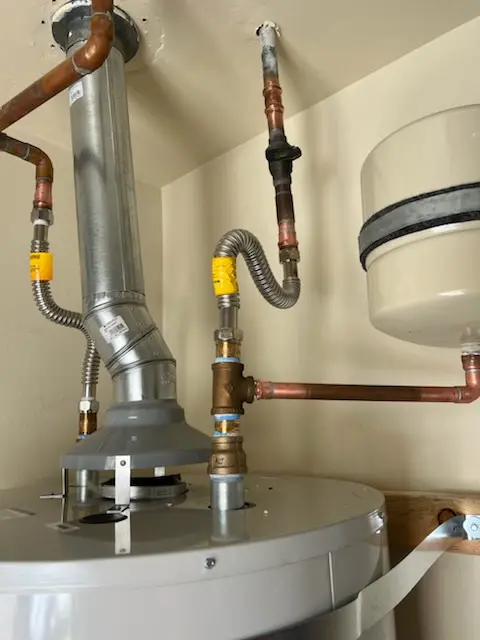 Water heater installation and plumbing repair in Morton Grove